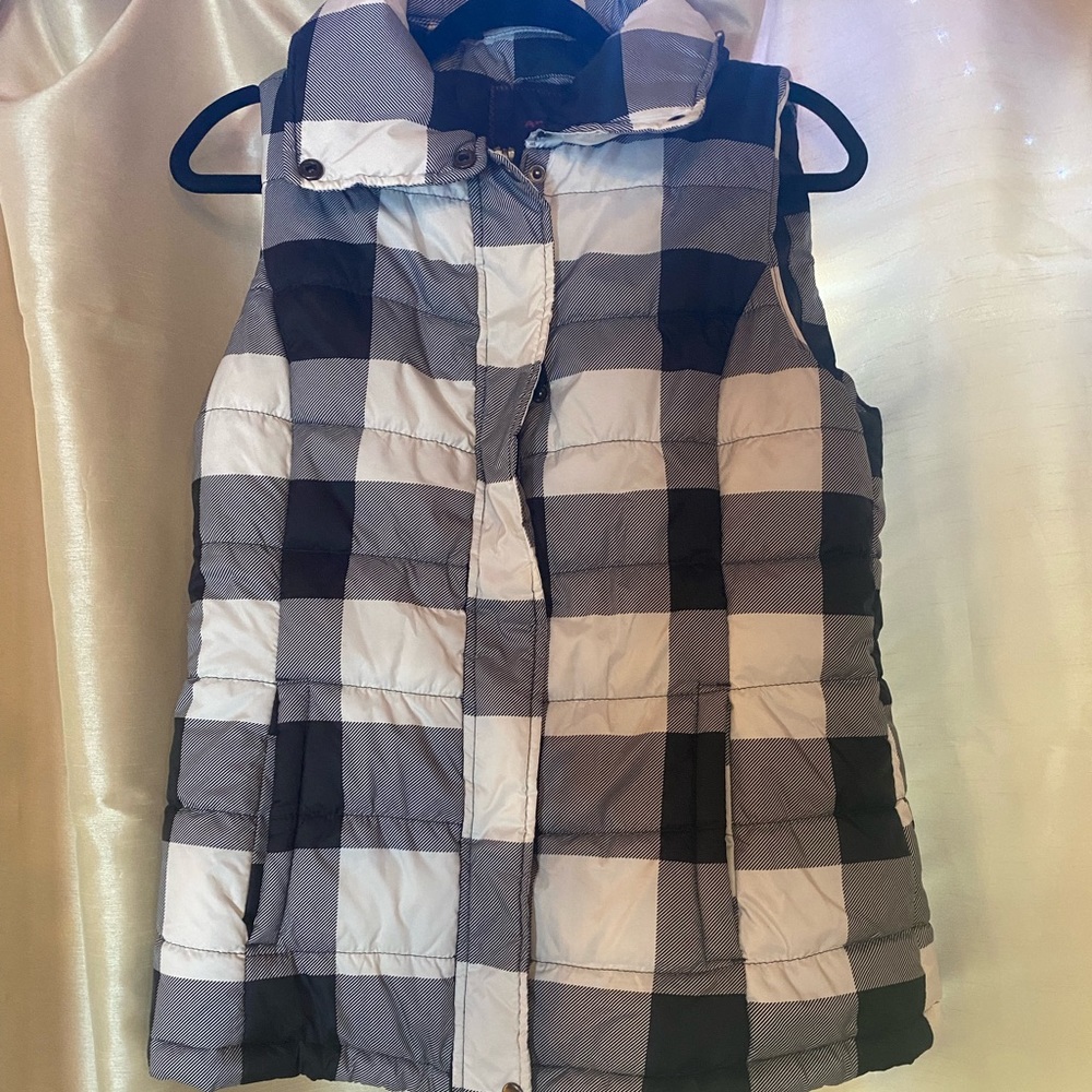 Arizona Jean Company Black & White Checkered Puffer Vest